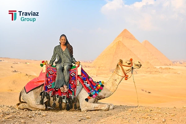 Journey Through Ancient Egypt: 6-Day Easter Holiday Tour }}