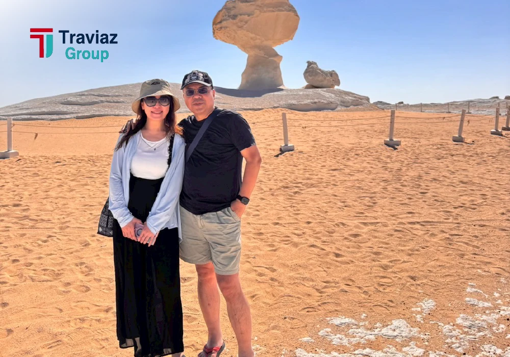 Cairo Deluxe Tour to White Desert & Bahariya in 3 Days