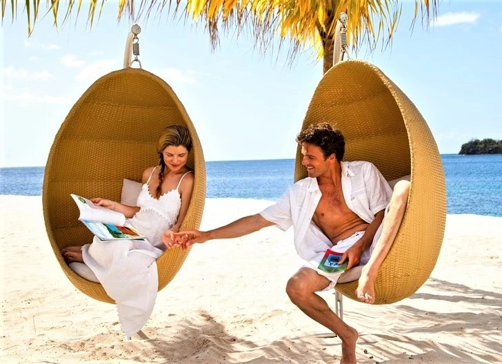 10-Day Romantic Getaway for Couples